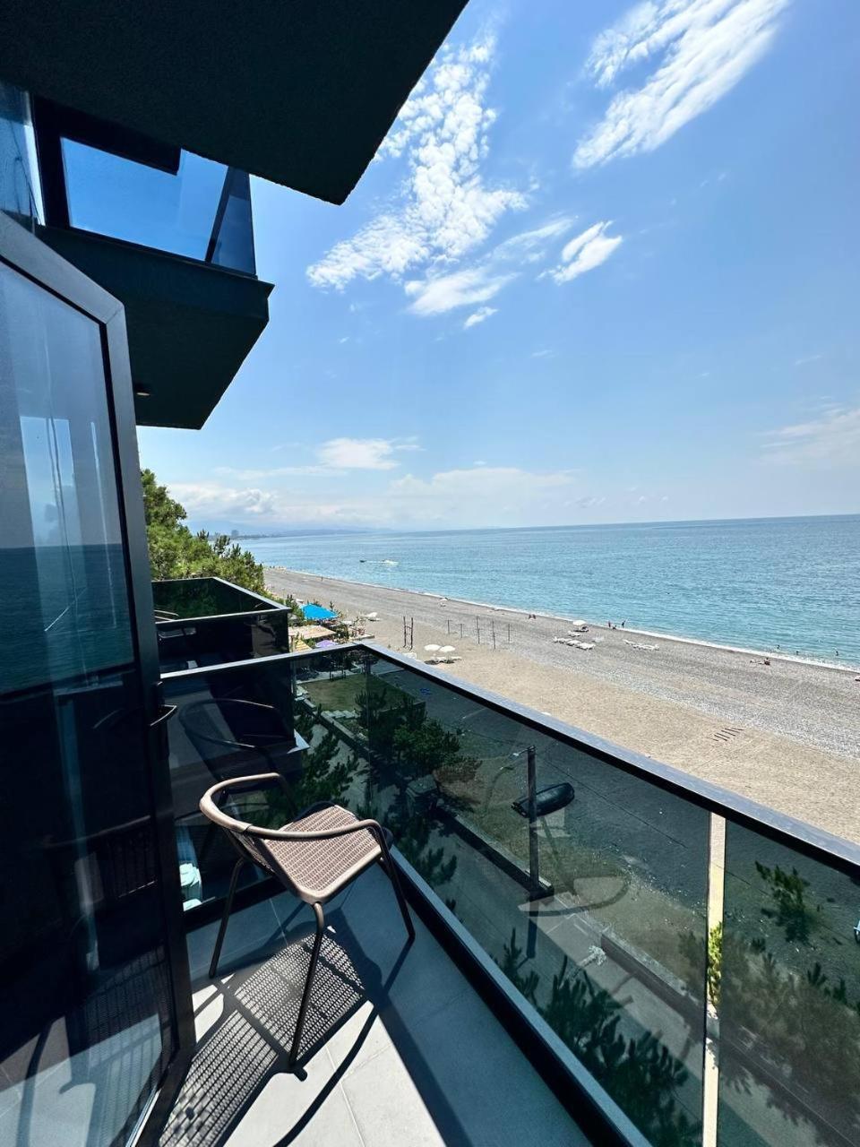 Hotel black sea Kobuleti Exteriör bild